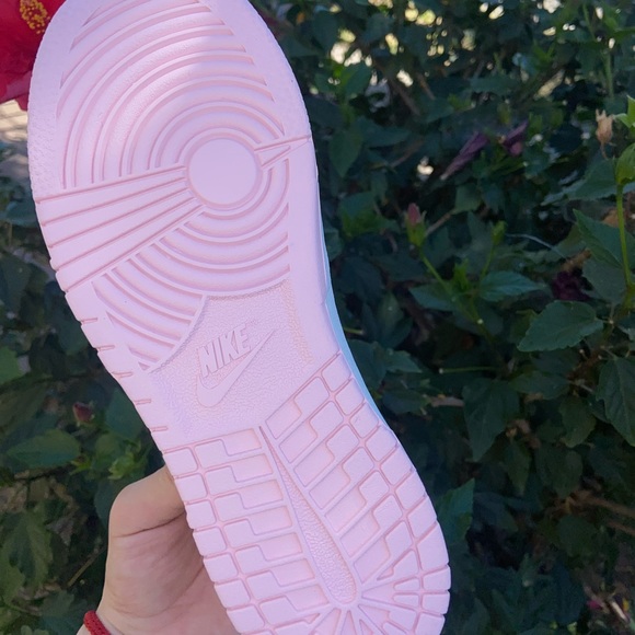 Nike Dunks - Picture 3 of 3